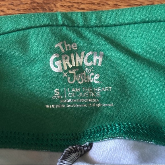 The Grinch x Justice graphic print leggings in size S - Picture 5 of 6
